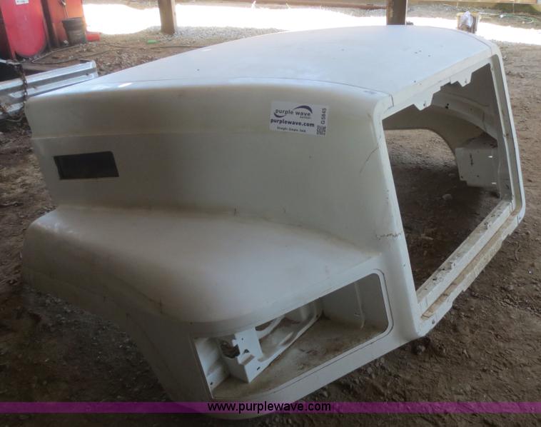 image for item G5845 Mack CH613 fiberglass hood