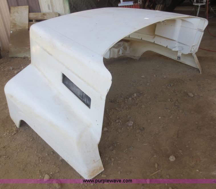 image for item G5845 Mack CH613 fiberglass hood