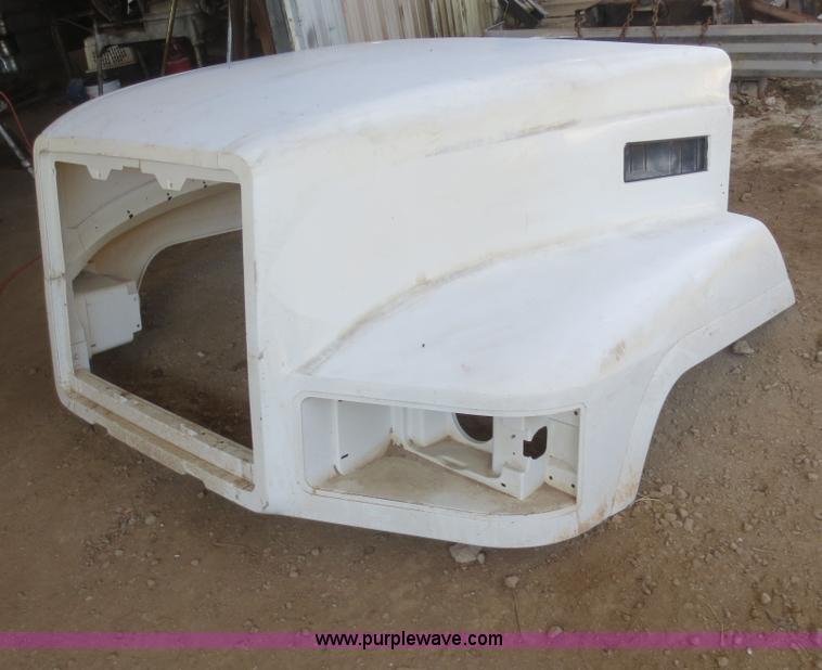 image for item G5845 Mack CH613 fiberglass hood