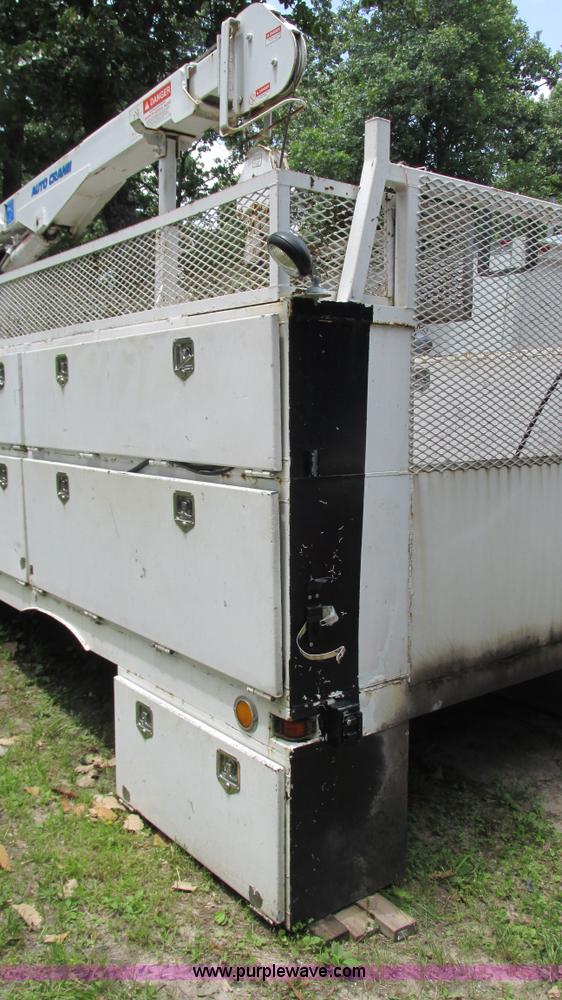 image for item G9279 12'L x 8'W service bed