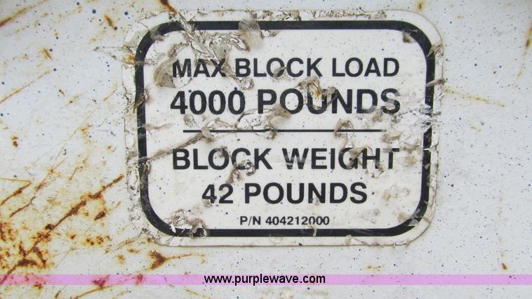 image for item G9279 12'L x 8'W service bed