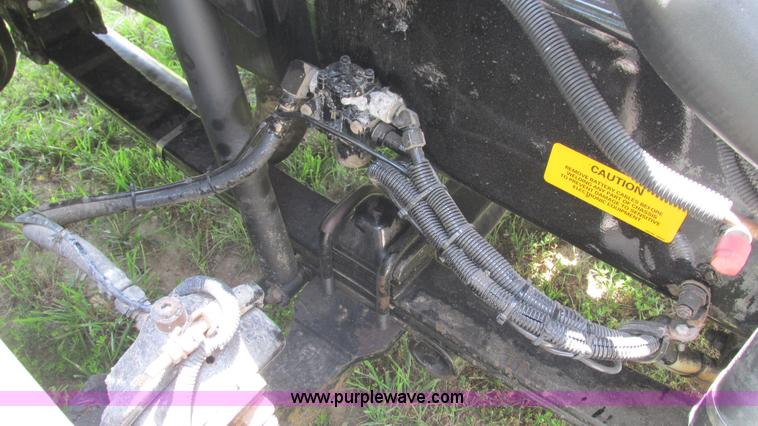 image for item G9280 1999 Kenworth T300 semi truck