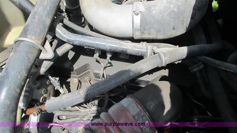 image for item G9280 1999 Kenworth T300 semi truck