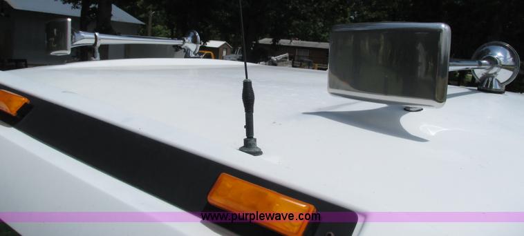 image for item G9280 1999 Kenworth T300 semi truck