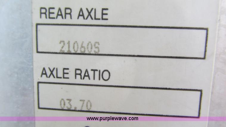 image for item G9280 1999 Kenworth T300 semi truck