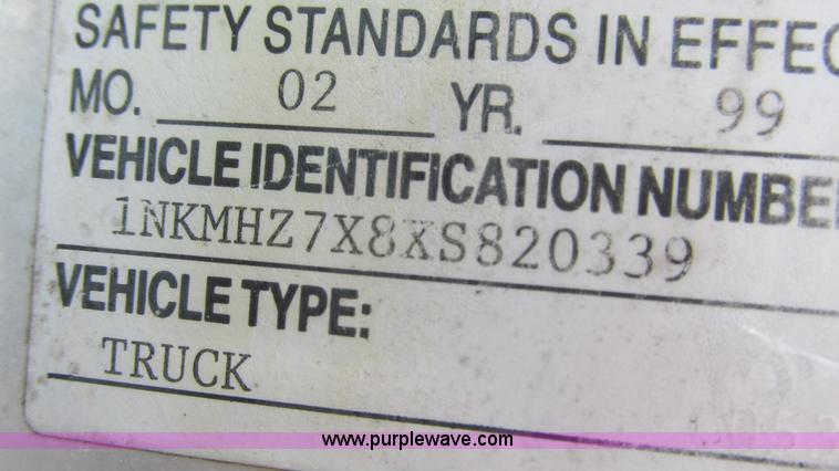 image for item G9280 1999 Kenworth T300 semi truck