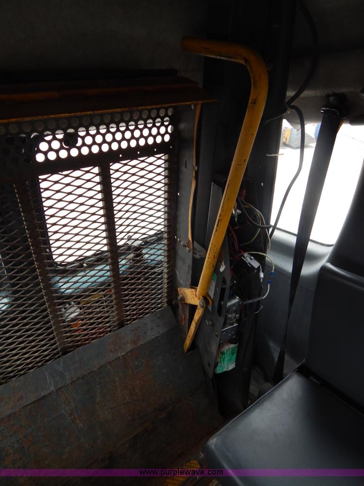 image for item H3320 1995 Ford Club Wagon van