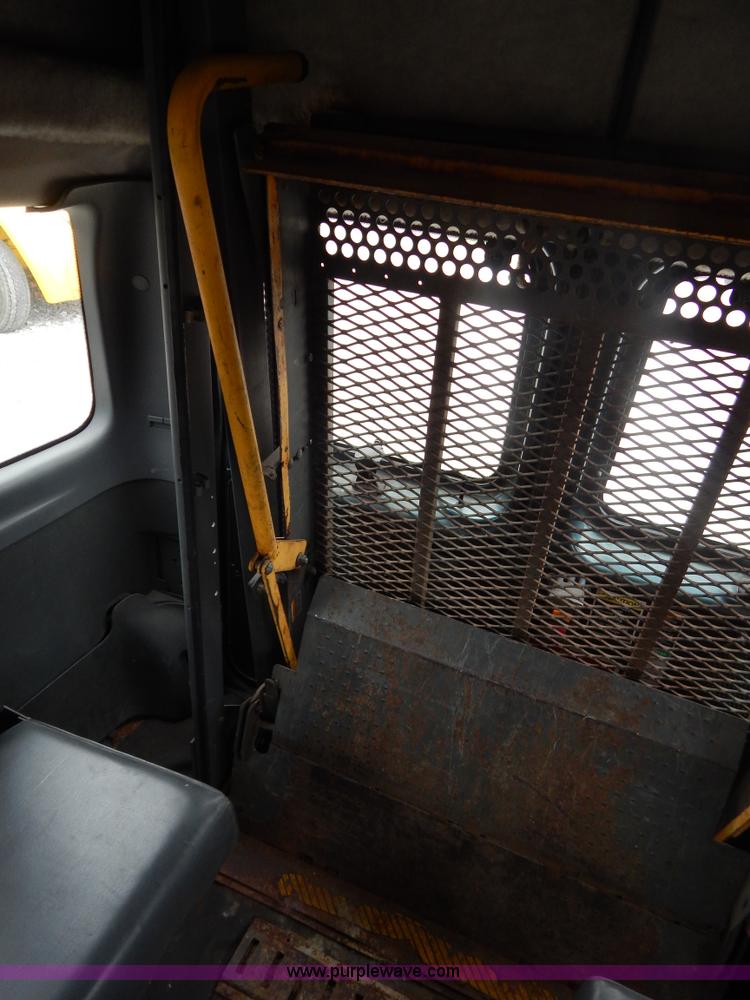 image for item H3320 1995 Ford Club Wagon van