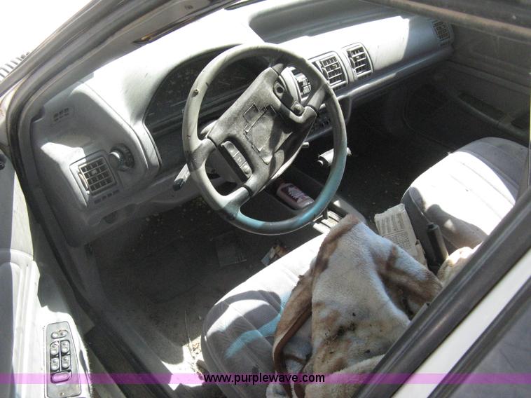 image for item H5351 1993 Mercury Topaz GS