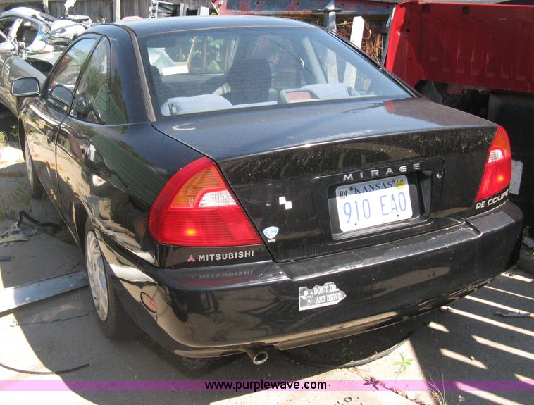 image for item H5352 2000 Mitsubishi Mirage DE
