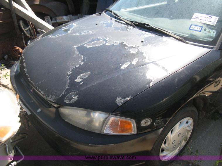 image for item H5352 2000 Mitsubishi Mirage DE