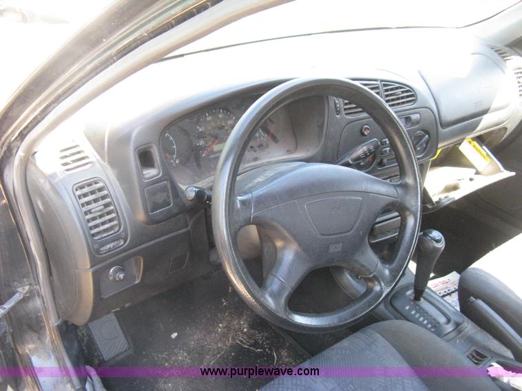 image for item H5352 2000 Mitsubishi Mirage DE