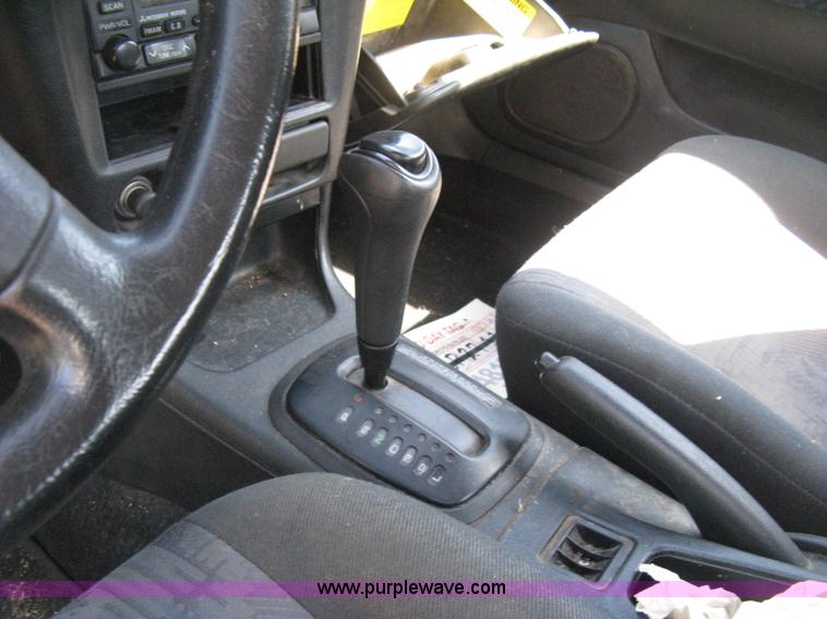 image for item H5352 2000 Mitsubishi Mirage DE