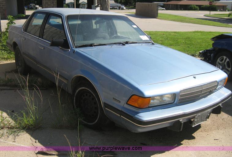 image for item H5353 1989 Buick Century Limited