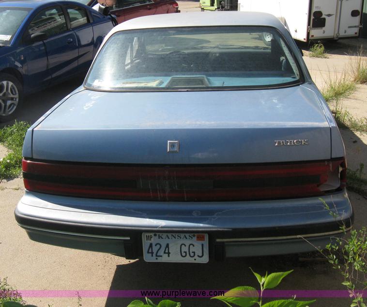 image for item H5353 1989 Buick Century Limited