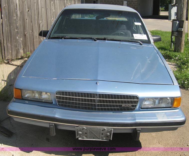 image for item H5353 1989 Buick Century Limited