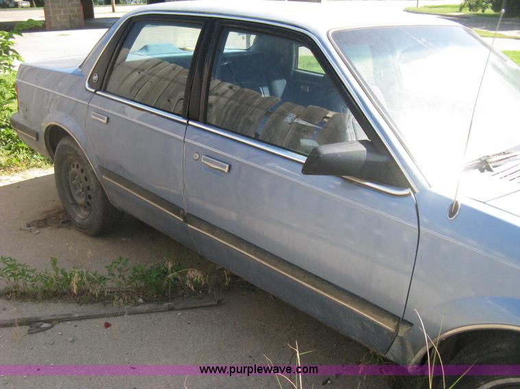 image for item H5353 1989 Buick Century Limited