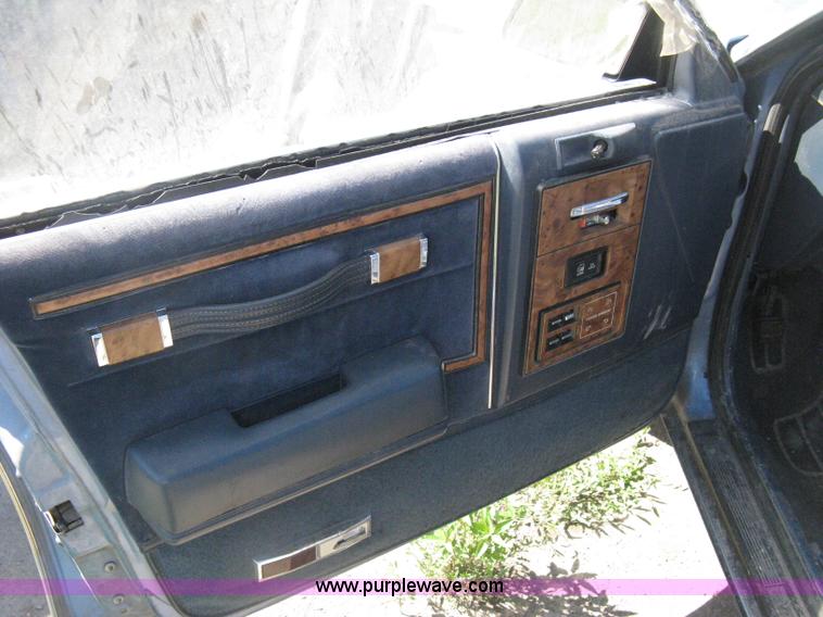 image for item H5353 1989 Buick Century Limited