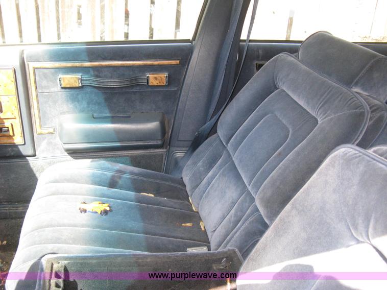 image for item H5353 1989 Buick Century Limited