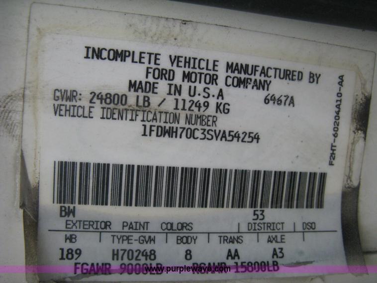 image for item H5368 1995 Ford CF7000 box truck