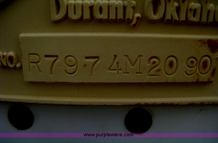 image for item H5368 1995 Ford CF7000 box truck