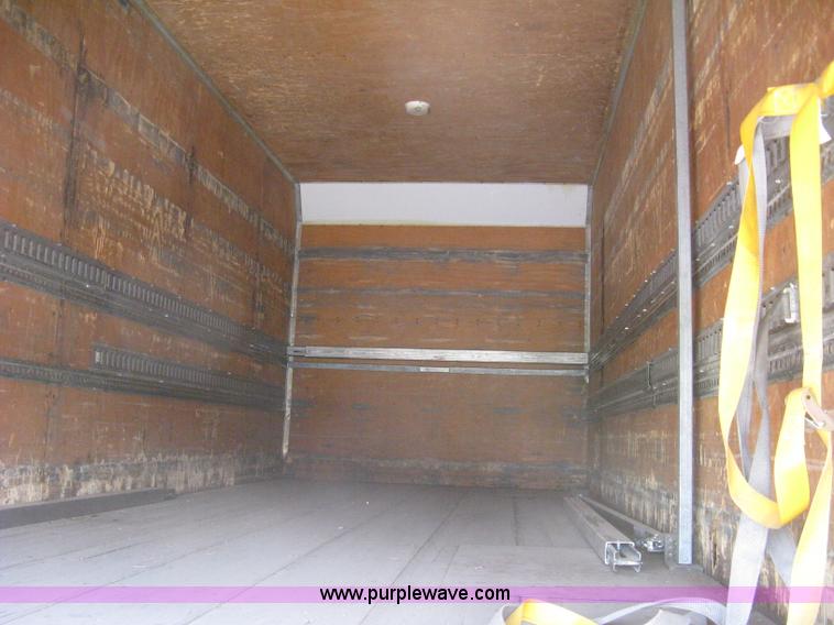 image for item H5368 1995 Ford CF7000 box truck