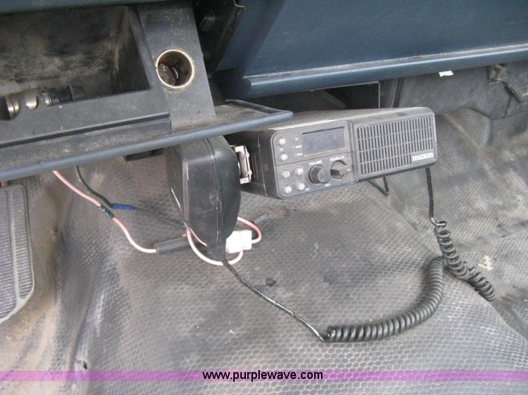 image for item H5369 1991 Chevrolet Cheyenne 1500 pickup truck