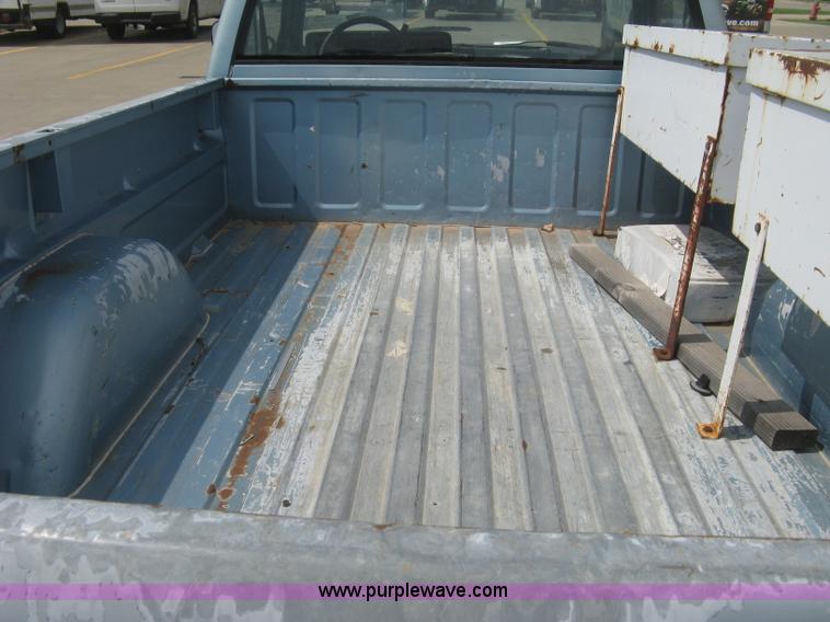 image for item H5369 1991 Chevrolet Cheyenne 1500 pickup truck