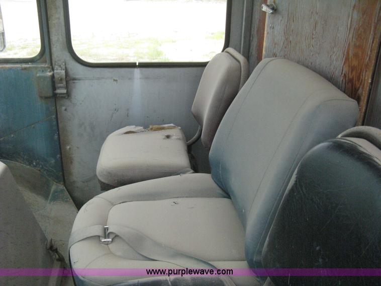 image for item H5372 1981 Chevrolet P30 step van