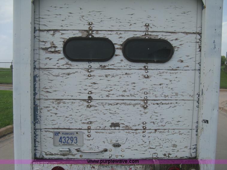 image for item H5372 1981 Chevrolet P30 step van