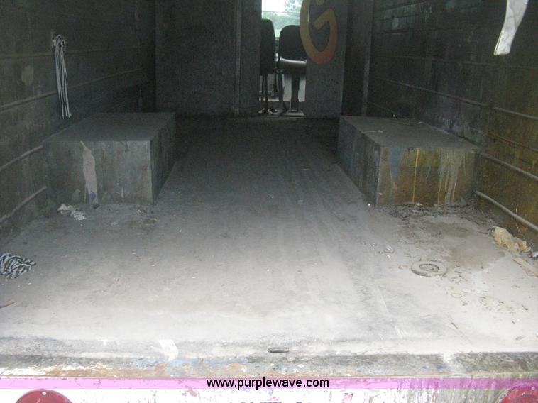 image for item H5372 1981 Chevrolet P30 step van