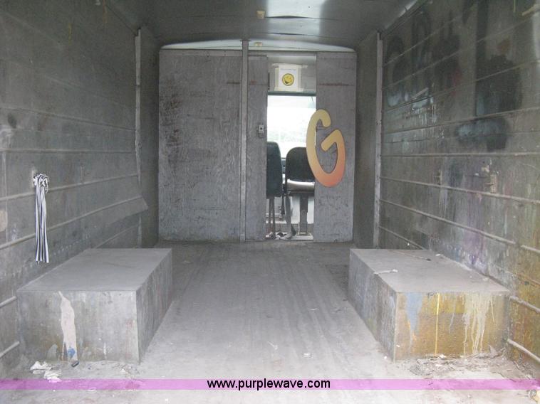 image for item H5372 1981 Chevrolet P30 step van