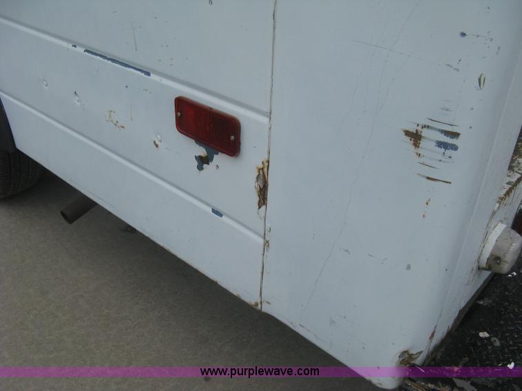 image for item H5372 1981 Chevrolet P30 step van