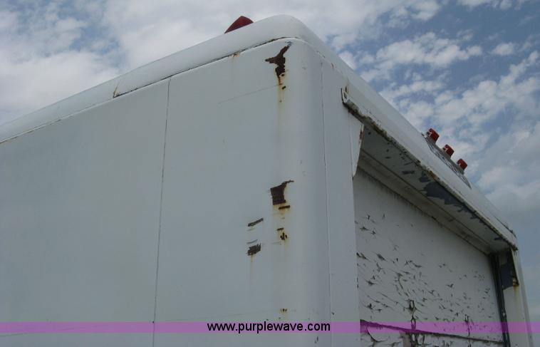 image for item H5372 1981 Chevrolet P30 step van