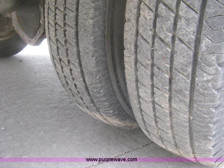 image for item H5372 1981 Chevrolet P30 step van