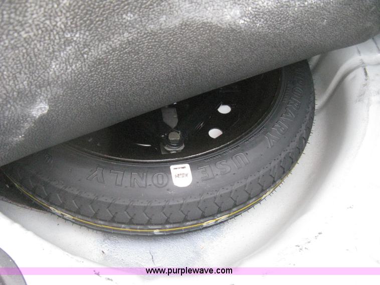 image for item H5378 2007 Ford Taurus SE