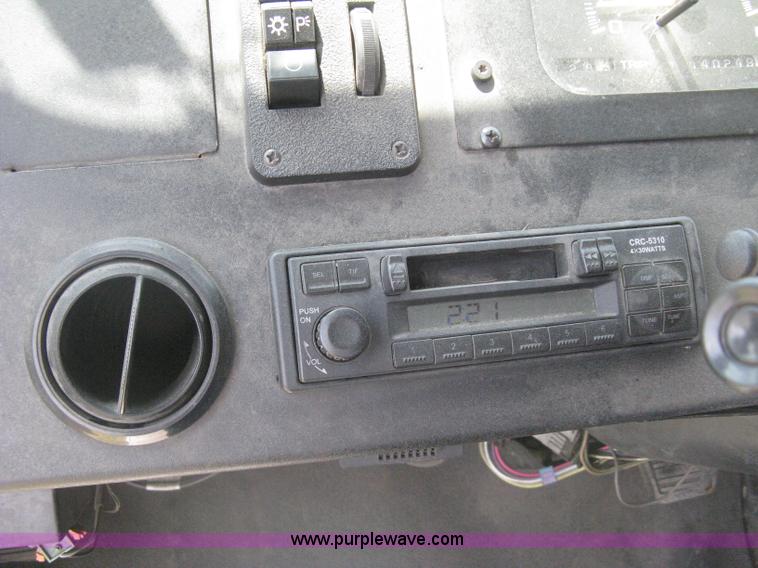 image for item H5379 2003 Workhorse P42 step van