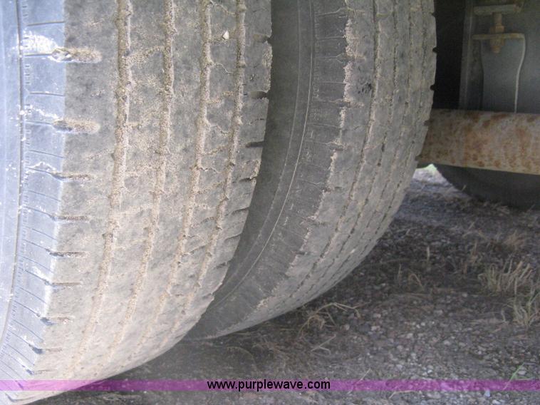 image for item H5379 2003 Workhorse P42 step van