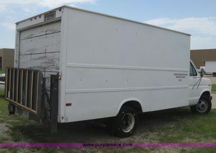 image for item H5380 1982 Ford Econoline box truck