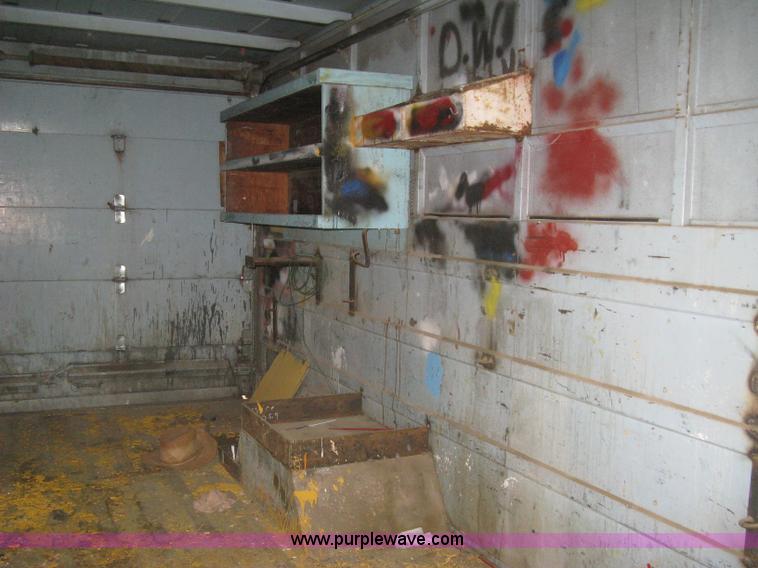 image for item H5380 1982 Ford Econoline box truck