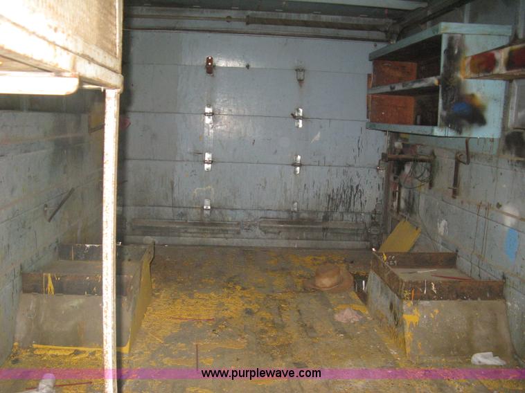 image for item H5380 1982 Ford Econoline box truck