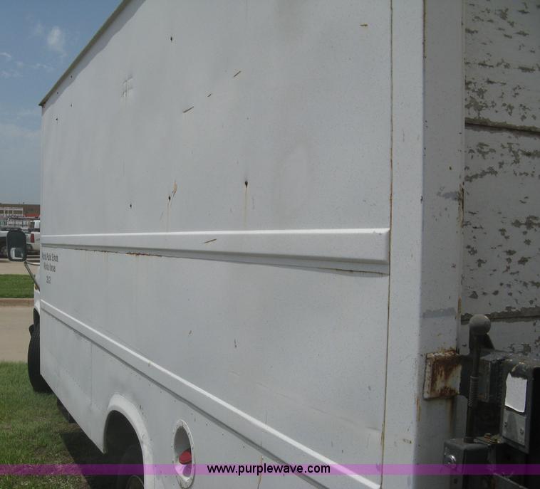 image for item H5380 1982 Ford Econoline box truck
