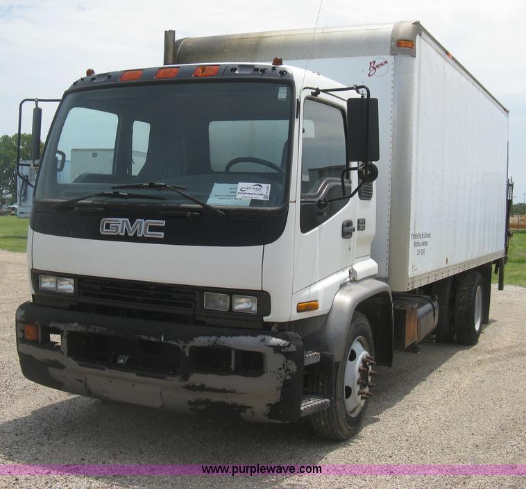 image for item H5382 1999 GMC T6500 box truck