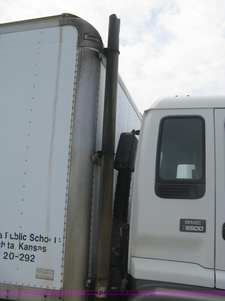 image for item H5382 1999 GMC T6500 box truck