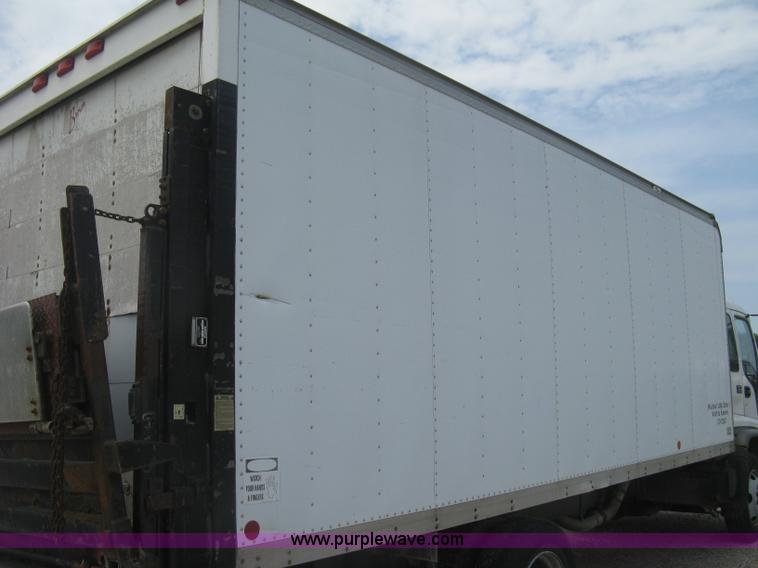 image for item H5382 1999 GMC T6500 box truck