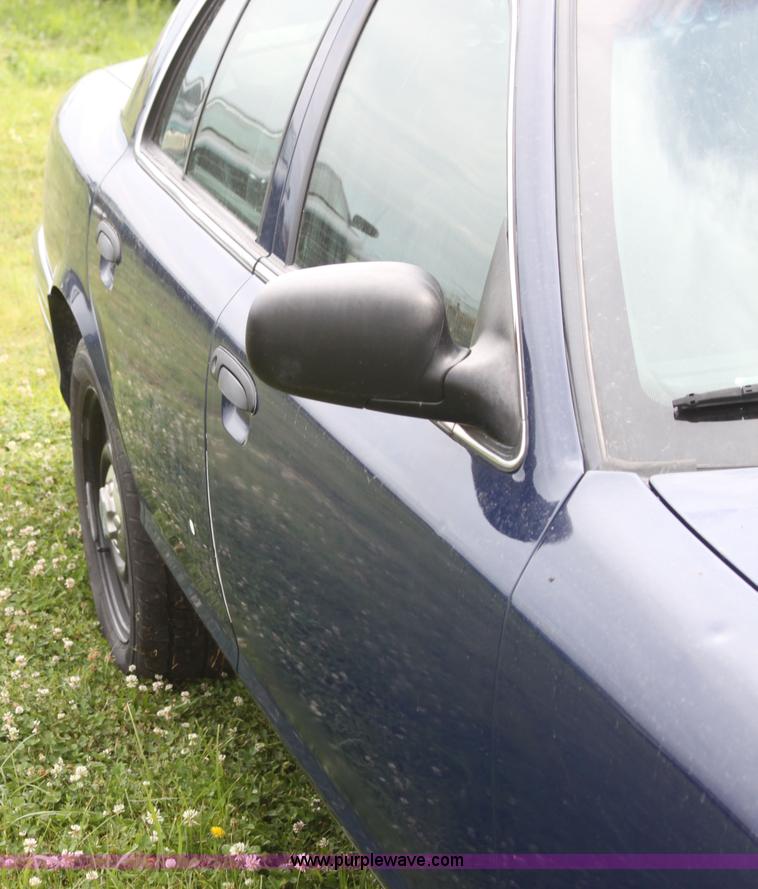 image for item H5384 2008 Ford Crown Victoria Police Interceptor