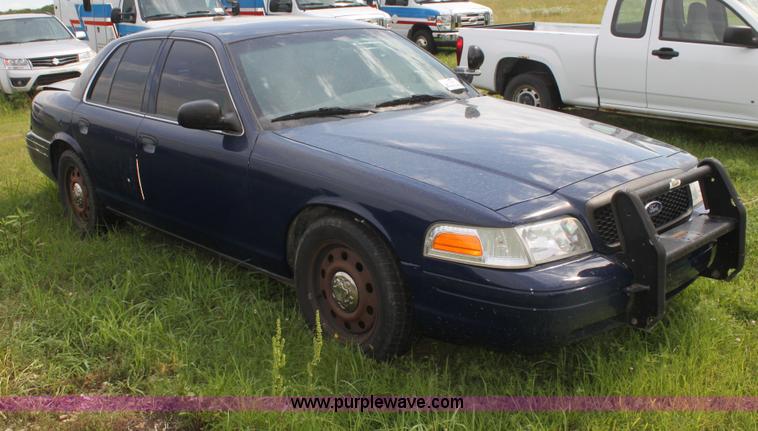 image for item H5385 2008 Ford Crown Victoria Police Interceptor