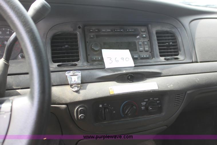 image for item H5385 2008 Ford Crown Victoria Police Interceptor