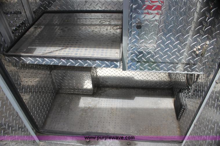 image for item H5387 2010 Ford E450 ambulance