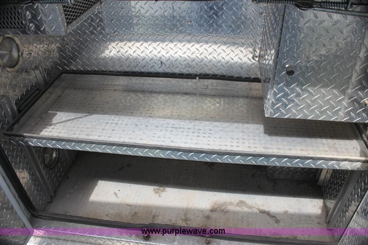 image for item H5387 2010 Ford E450 ambulance